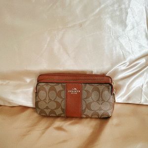 Couch Double Zip Wallet